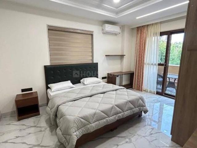 1 BHK Apartment in Anna Nagar West for rent Chennai. The reference number is 20877941