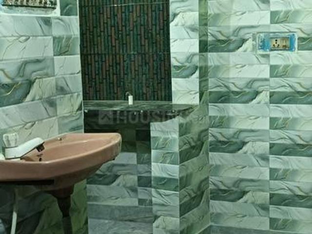 1 BHK Apartment in Airport Gate no. 1 for rent Kolkata. The reference number is 21130820