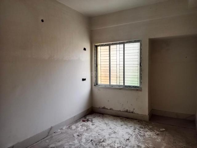 1 BHK Apartment in Airport Gate no. 1 for resale Kolkata. The reference number is 18814612