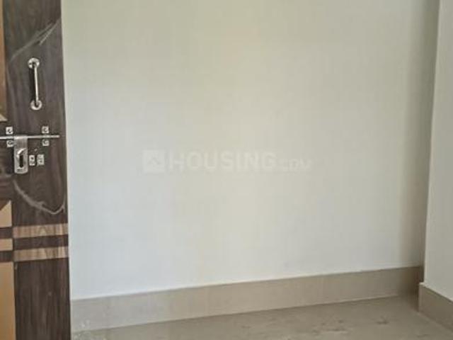 1 BHK Apartment in Airport Gate no. 1 for resale Kolkata. The reference number is 20453325