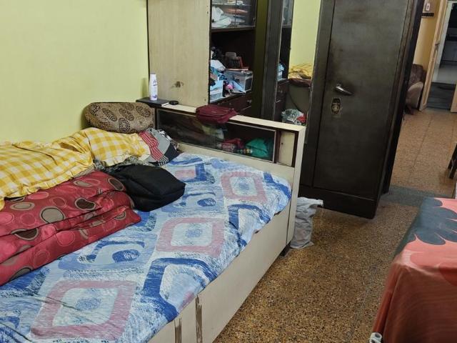 1 BHK Apartment in Bow Bazaar for resale Kolkata. The reference number is 20828835
