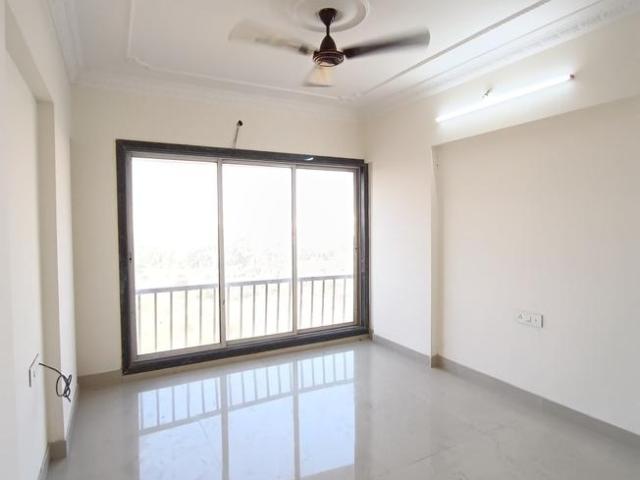 1 BHK Apartment in Borivali West for rent Mumbai. The reference number is 18583828