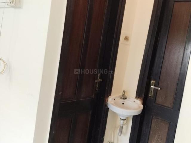 1 BHK Apartment in Borivali West for rent Mumbai. The reference number is 20126318