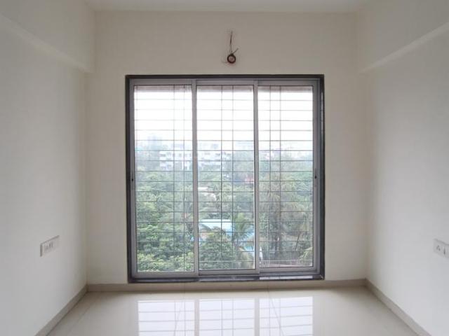 1 BHK Apartment in Borivali West for resale Mumbai. The reference number is 13822400