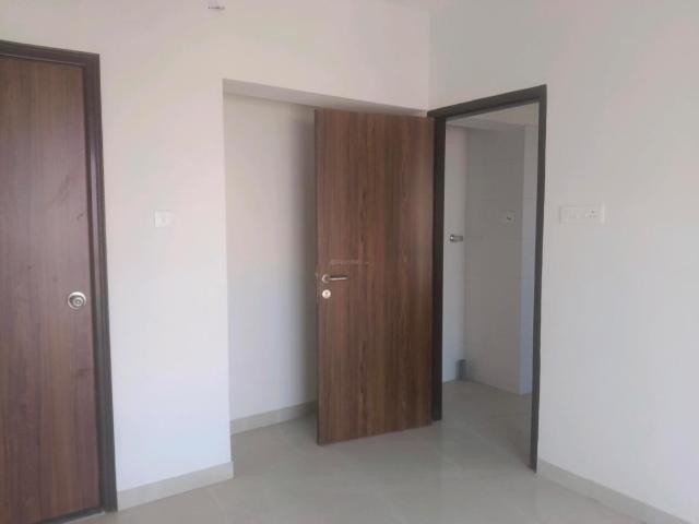 1 BHK Apartment in Borivali West for resale Mumbai. The reference number is 19614072