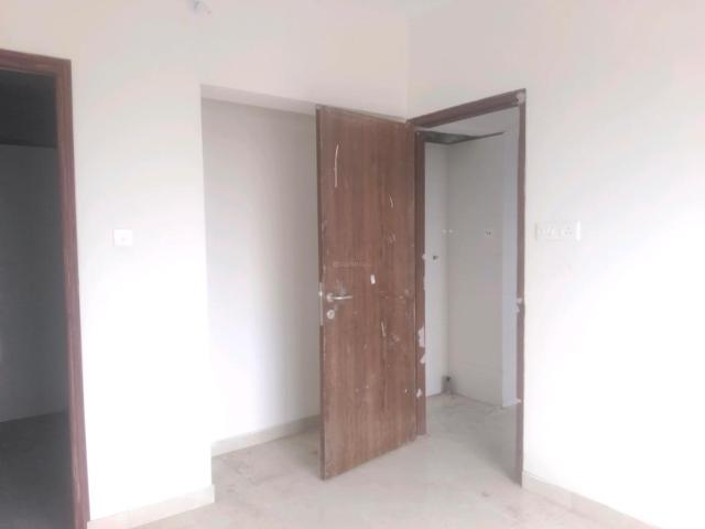 1 BHK Apartment in Borivali West for resale Mumbai. The reference number is 19860489
