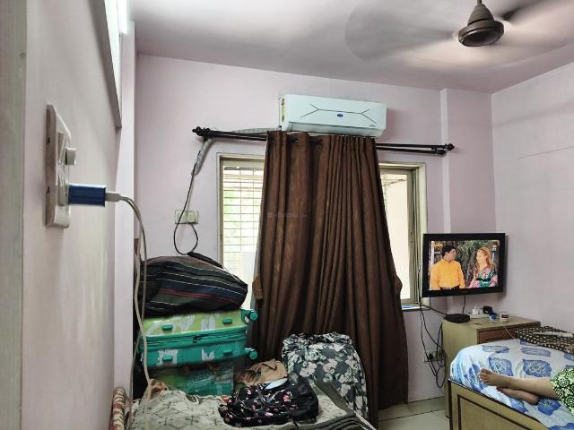 1 BHK Apartment in Borivali West for resale Mumbai. The reference number is 20030738
