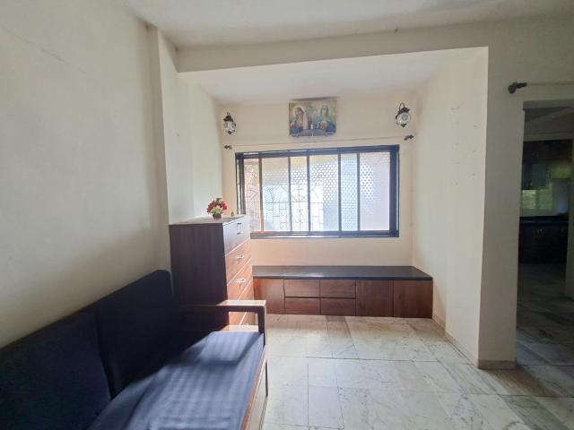 1 BHK Apartment in Borivali West for resale Mumbai. The reference number is 20385890