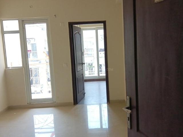1 BHK Apartment in Bamheta Village for rent Ghaziabad. The reference number is 20008392
