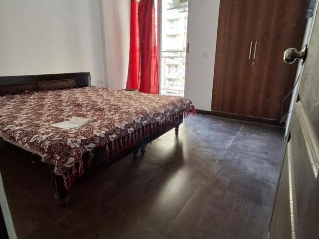 1 BHK Apartment in Bamheta Village for rent Ghaziabad. The reference number is 21344717