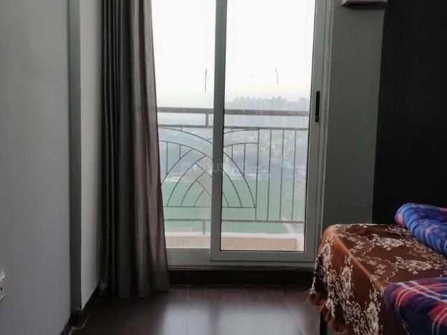 1 BHK Apartment in Bamheta Village for resale Ghaziabad. The reference number is 19269490