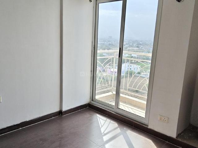 1 BHK Apartment in Bamheta Village for resale Ghaziabad. The reference number is 19891447