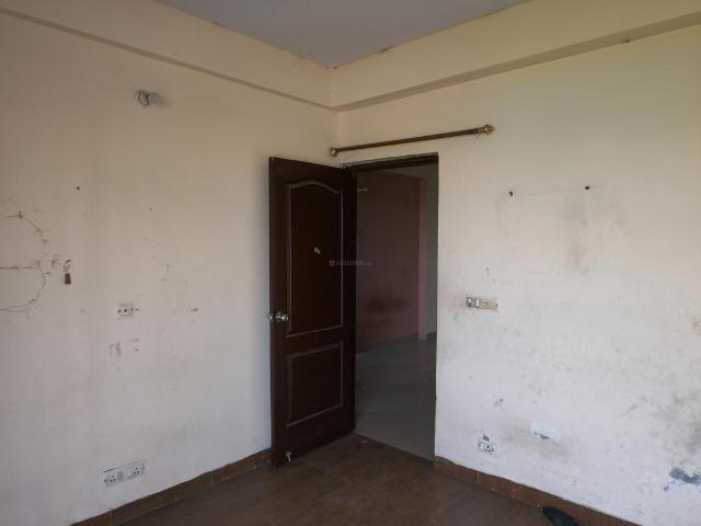 1 BHK Apartment in Bamheta Village for resale Ghaziabad. The reference number is 19992753