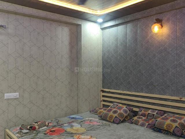 1 BHK Apartment in Bamheta Village for resale Ghaziabad. The reference number is 21121425
