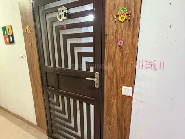 1 BHK Apartment in Bamheta Village for resale Ghaziabad. The reference number is 21338084