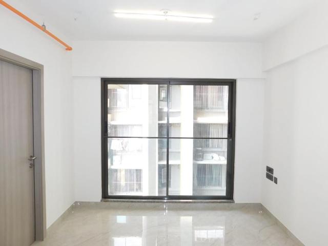 1 BHK Apartment in Bandra East for resale Mumbai. The reference number is 21192840