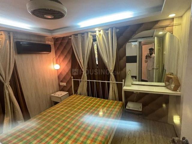 1 BHK Apartment in Bandra West for rent Mumbai. The reference number is 20747346