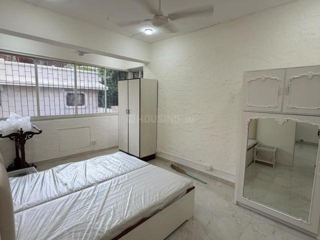 1 BHK Apartment in Bandra West for rent Mumbai. The reference number is 8689263