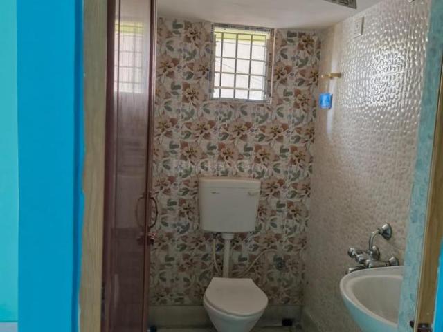 1 BHK Apartment in Behala for rent Kolkata. The reference number is 20556869