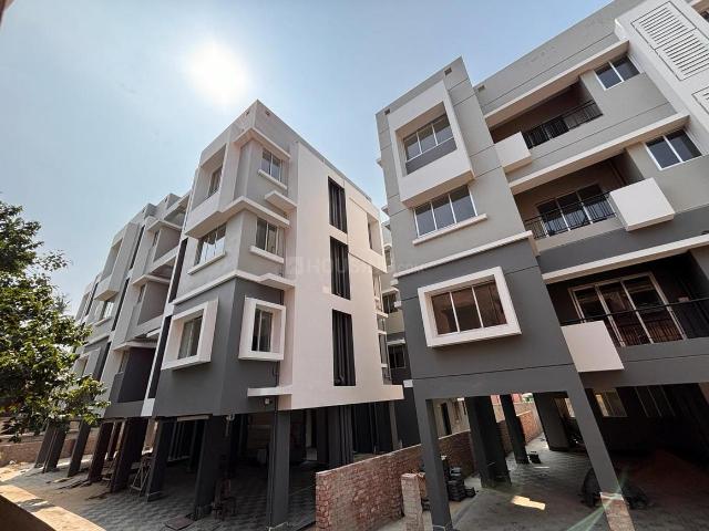 1 BHK Apartment in Behala for resale Kolkata. The reference number is 21017171