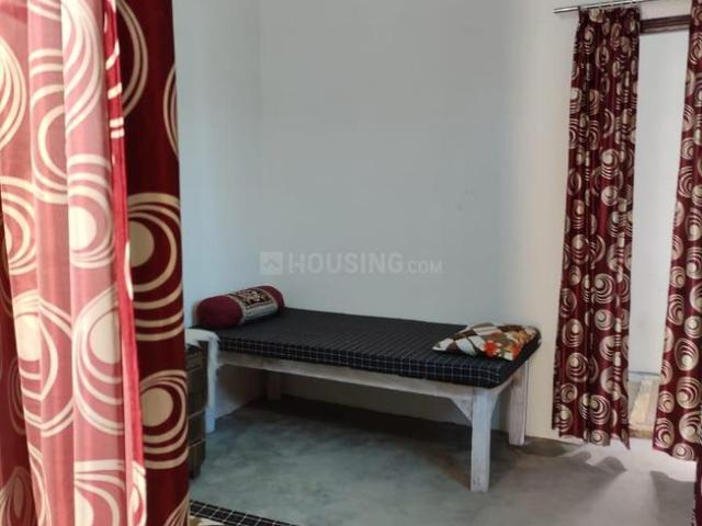 1 BHK Apartment in Beliaghata for rent Kolkata. The reference number is 20618411