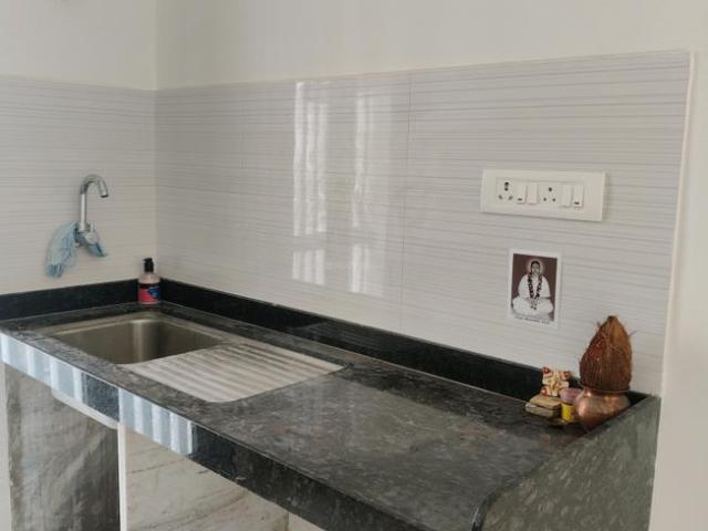 1 BHK Apartment in Bhandup West for rent Mumbai. The reference number is 20768064