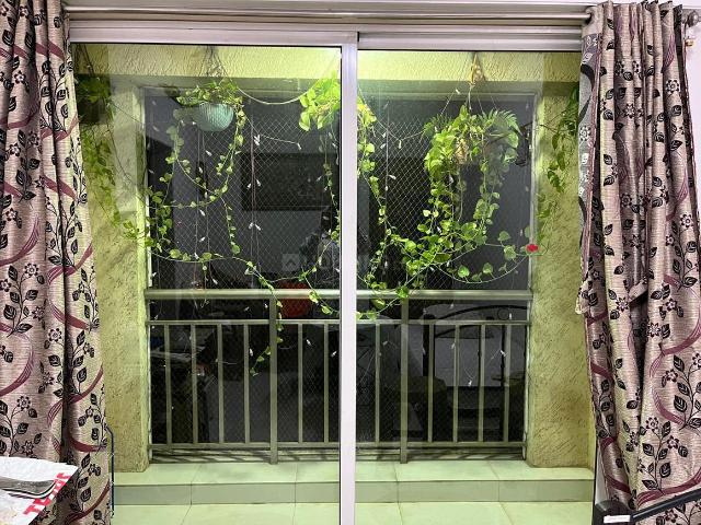 1 BHK Apartment in Bhandup West for resale Mumbai. The reference number is 21319073