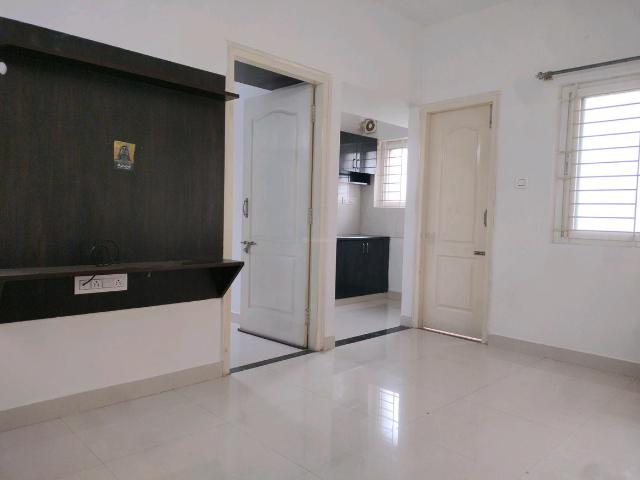 1 BHK Apartment in Munnekollal for rent Bengaluru. The reference number is 20954424