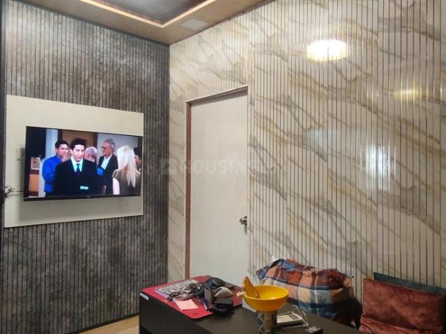 1 BHK Apartment in Goregaon East for resale Mumbai. The reference number is 13185177