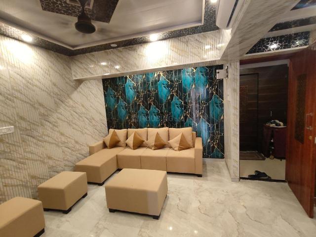 1 BHK Apartment in Goregaon East for resale Mumbai. The reference number is 13198779
