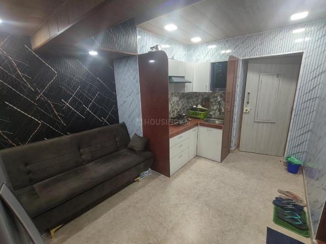 1 BHK Apartment in Goregaon East for resale Mumbai. The reference number is 18712880
