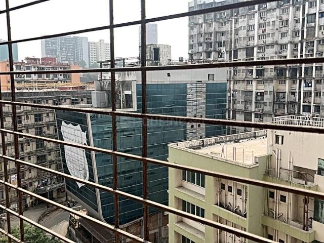 1 BHK Apartment in Goregaon East for resale Mumbai. The reference number is 19425262