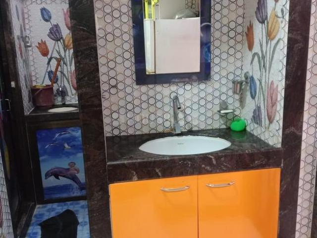 1 BHK Apartment in Goregaon East for resale Mumbai. The reference number is 20270505