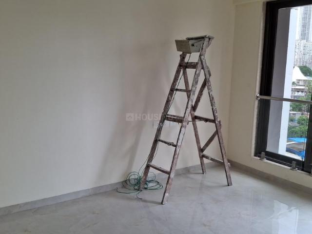 1 BHK Apartment in Goregaon East for resale Mumbai. The reference number is 21035054