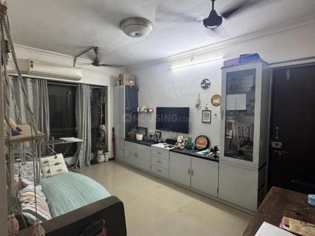 1 BHK Apartment in Goregaon West for rent Mumbai. The reference number is 19018475