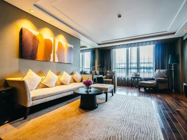 1 BHK Apartment in Goregaon West for resale Mumbai. The reference number is 20965167