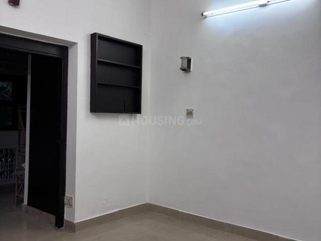 1 BHK Apartment in Garhi for rent New Delhi. The reference number is 20361600