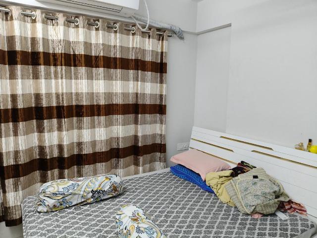 1 BHK Apartment in Ghatkopar East for resale Mumbai. The reference number is 21063076