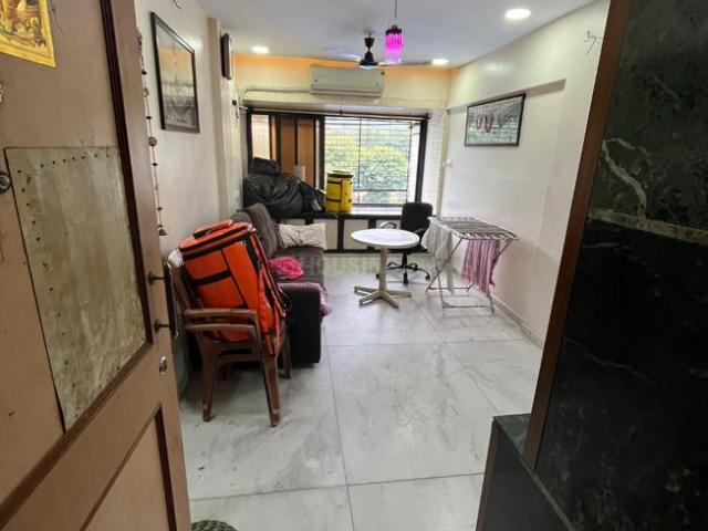 1 BHK Apartment in Ghatkopar West for resale Mumbai. The reference number is 20752758