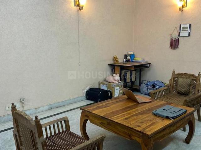 1 BHK Apartment in Greater Kailash I for rent New Delhi. The reference number is 15919198