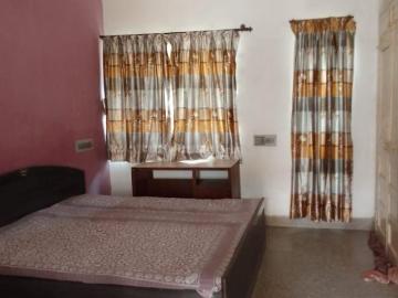 1 BHK Apartment in Gulbai Tekra for rent Ahmedabad. The reference number is 20553000
