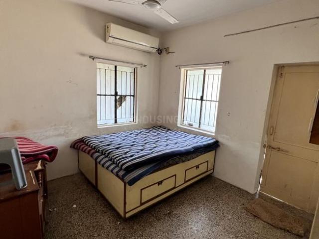1 BHK Apartment in Gurukul for rent Ahmedabad. The reference number is 21245279