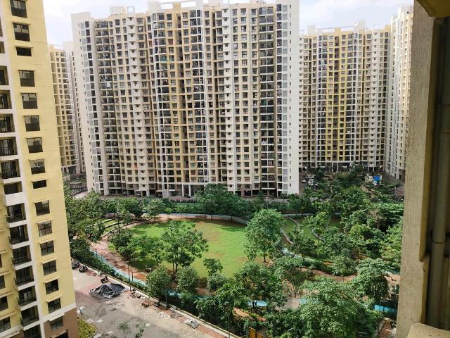 1 BHK Apartment in Dombivli East for rent Thane. The reference number is 20941335