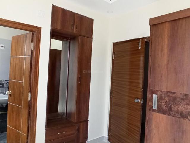 1 BHK Apartment in Domlur Layout for rent Bengaluru. The reference number is 7911597