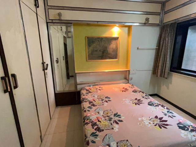 1 BHK Apartment in Dadar East for rent Mumbai. The reference number is 20563303