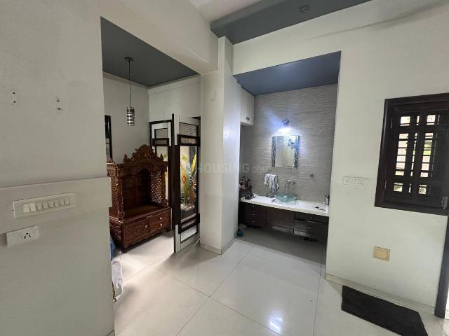 1 BHK Apartment in Dahin Nagar for rent Surat. The reference number is 19447628