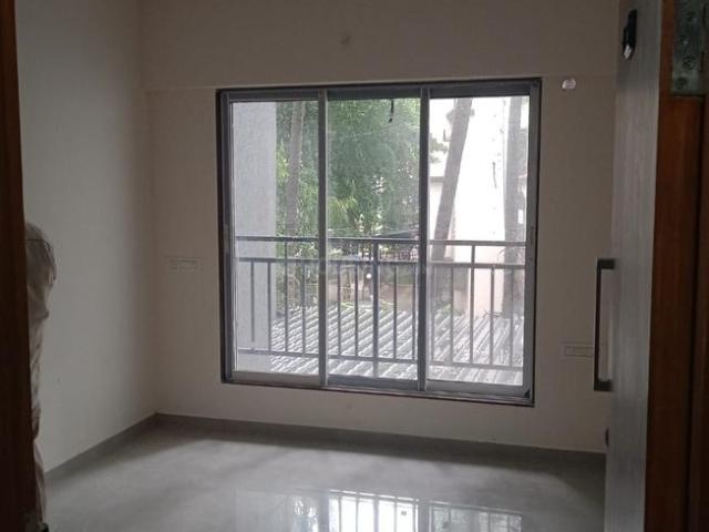 1 BHK Apartment in Dahisar East for rent Mumbai. The reference number is 18189338