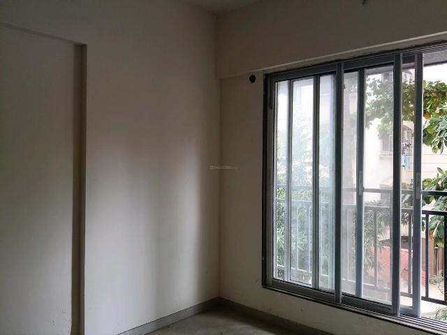 1 BHK Apartment in Dahisar East for resale Mumbai. The reference number is 20440255
