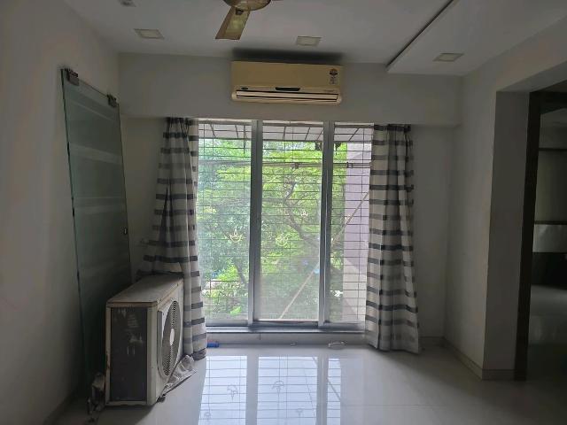 1 BHK Apartment in Dahisar East for resale Mumbai. The reference number is 20654889