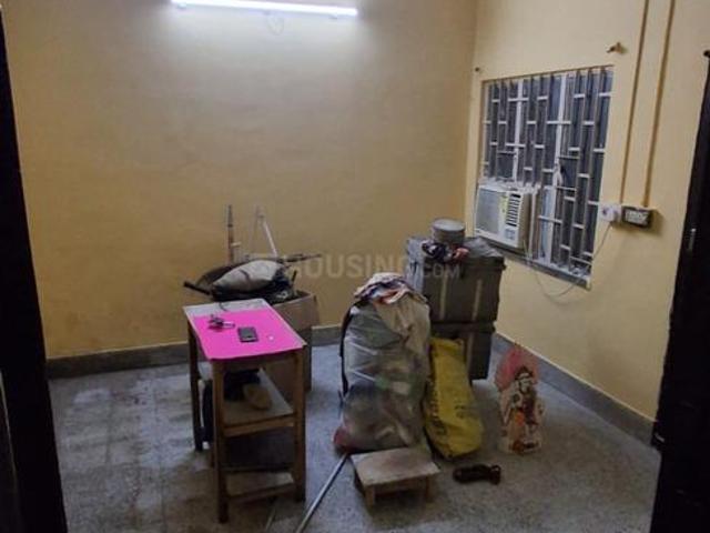1 BHK Apartment in Dhakuria for resale Kolkata. The reference number is 20665312